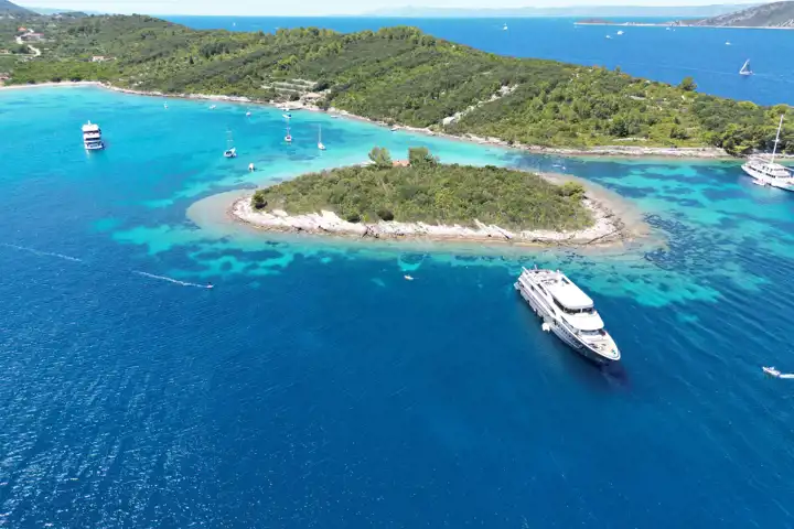 Croatia Family Yacht Charter Vacation Why Book A Family Yacht Holiday Agape Rose Natural Immersion