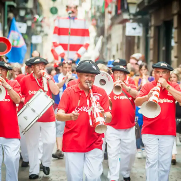 Best Places To Travel In May Spain Ker Downey