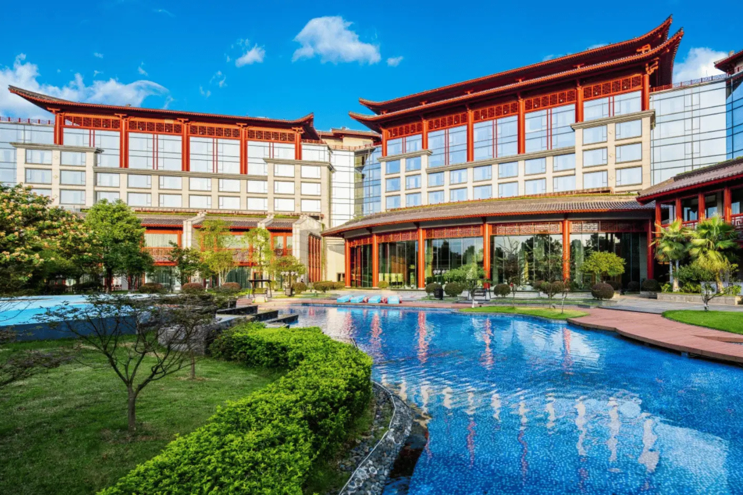 Shangri La Guilin China Property