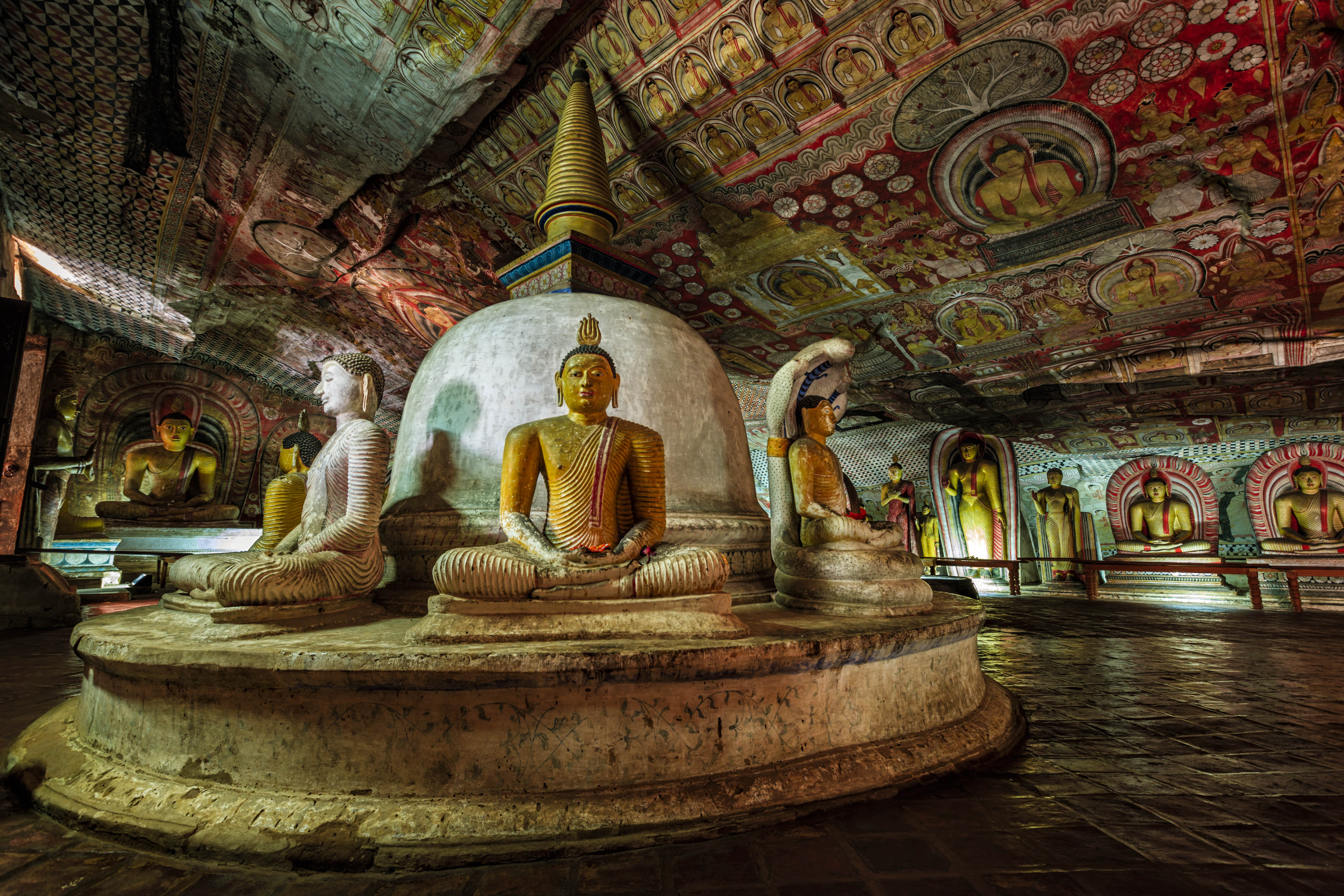 Sri_Lanka_Dambulla_Royal_Cave_Temple_Kandy