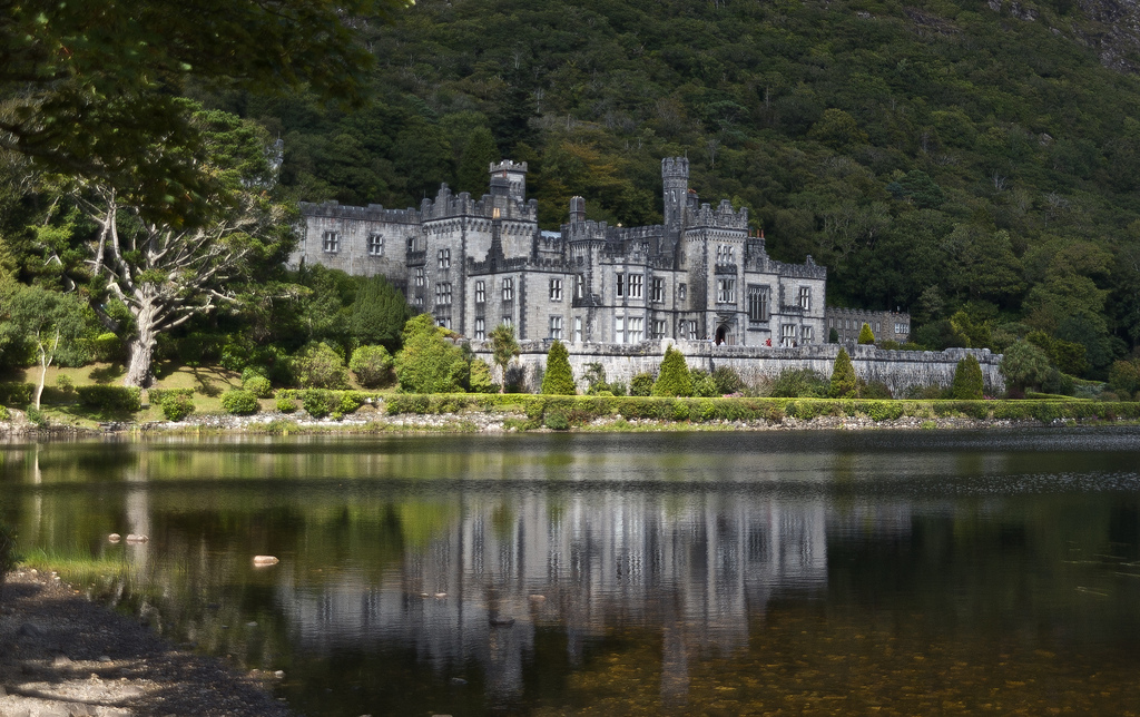 Ireland-Connemara-Kylemore-Abbey