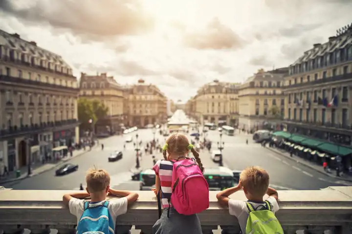 Paris Family Vacation FEATURE