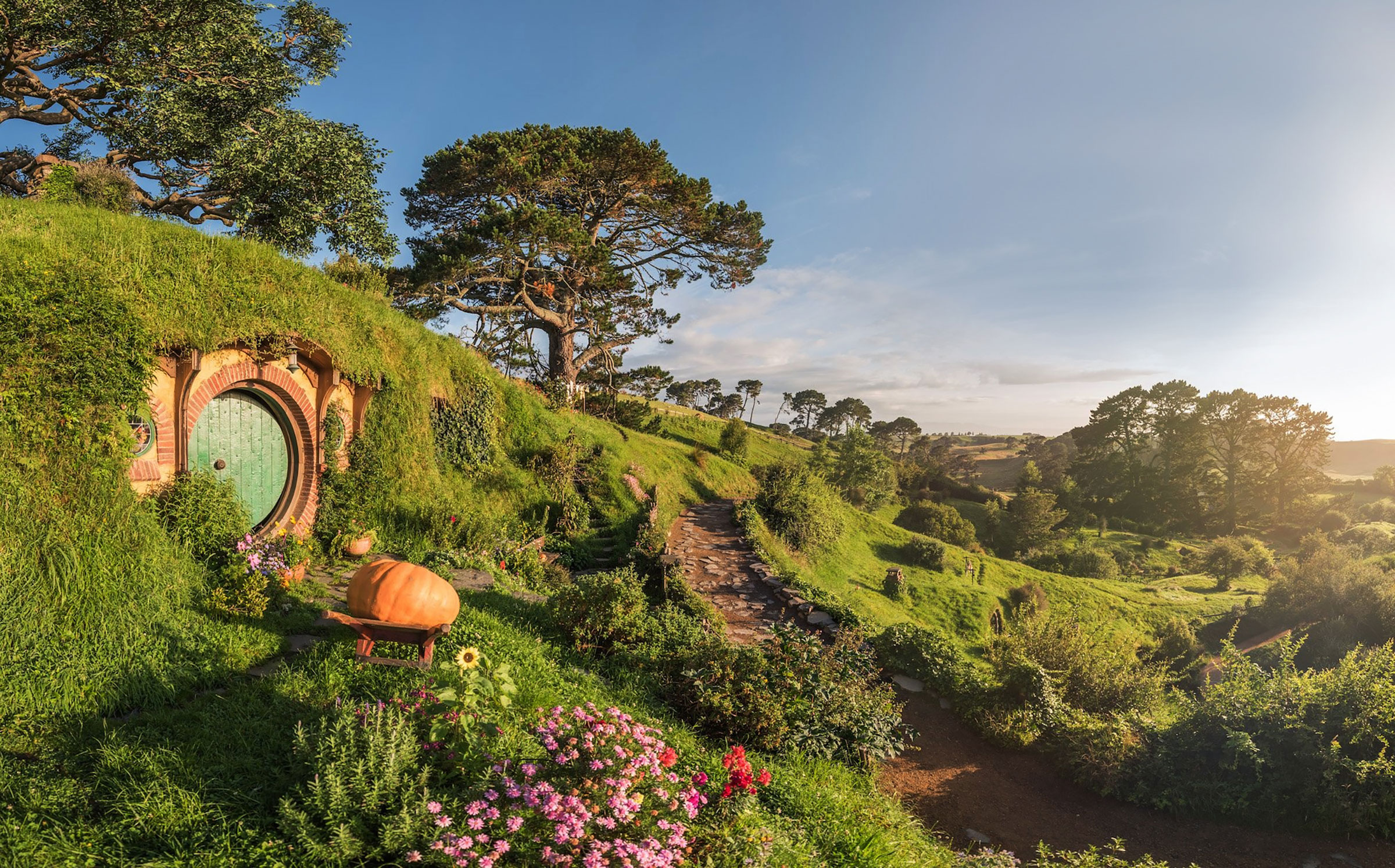 New Zealand, Hobbiton Movie Set