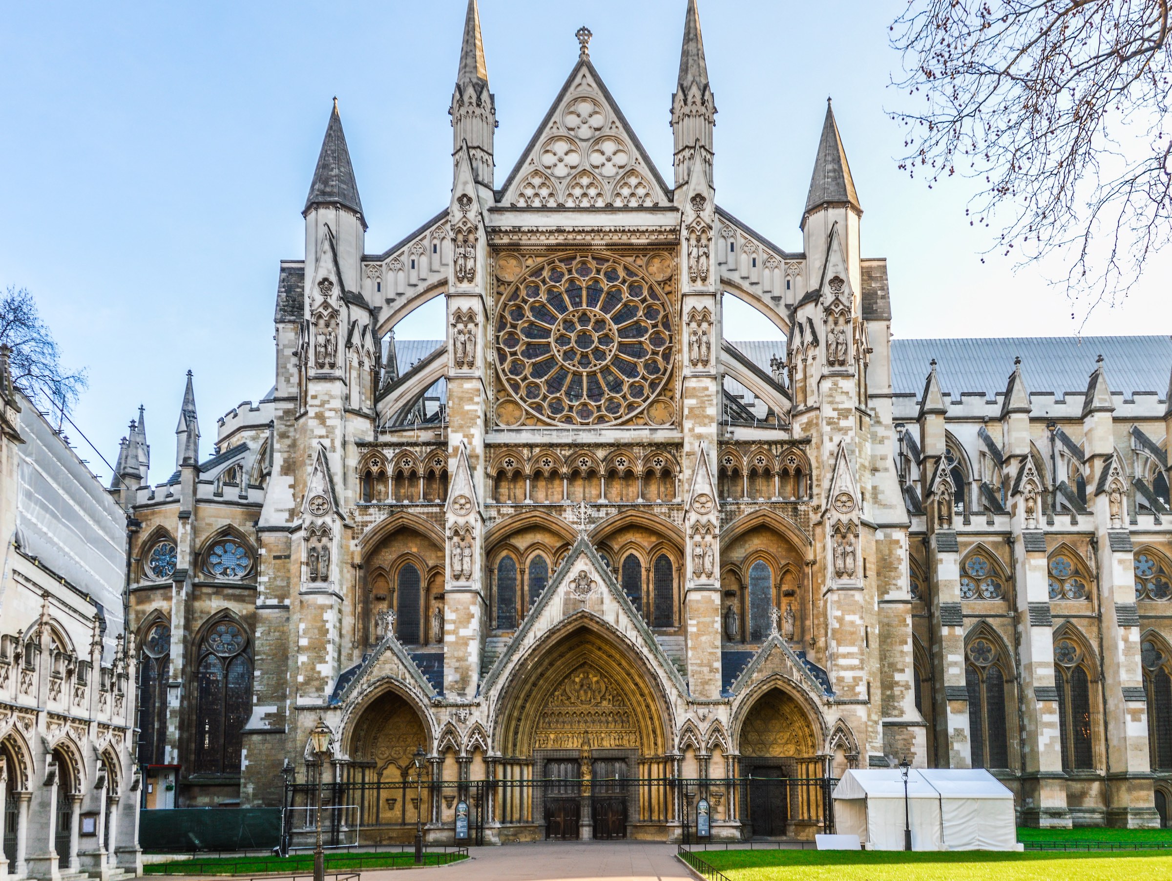 London Getaways - Quick Trips to London - Luxury Travel Ideas