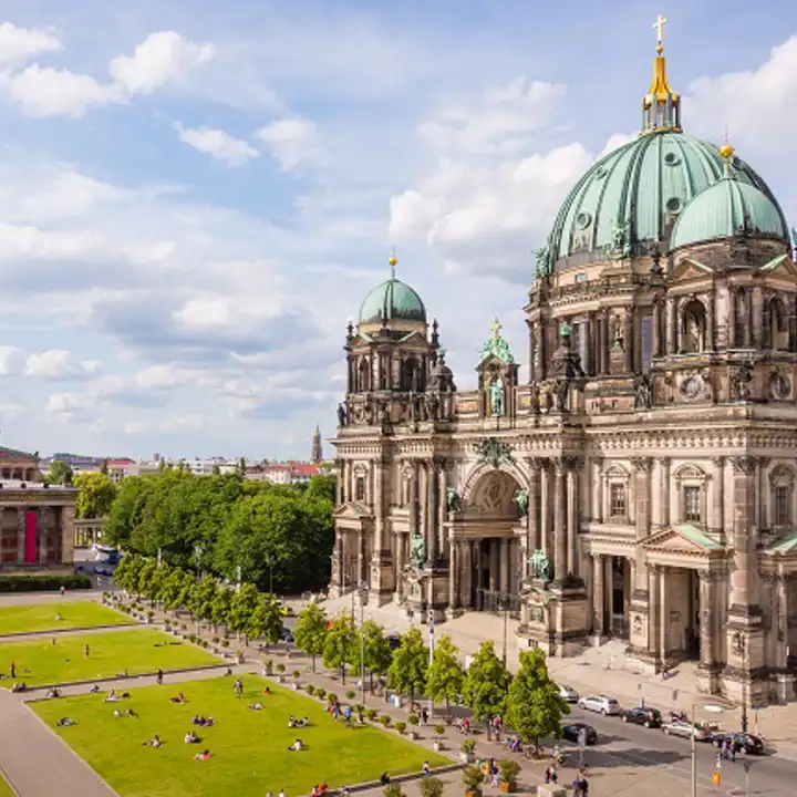 Best Places To Travel In September Ker Downey Berlin