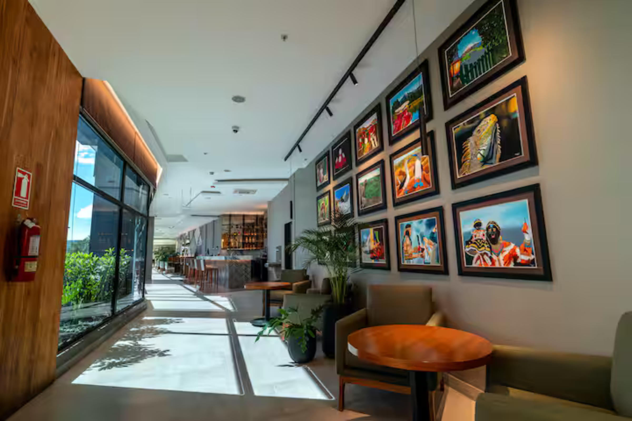 Wyndham Airport Hotel Quito (1)