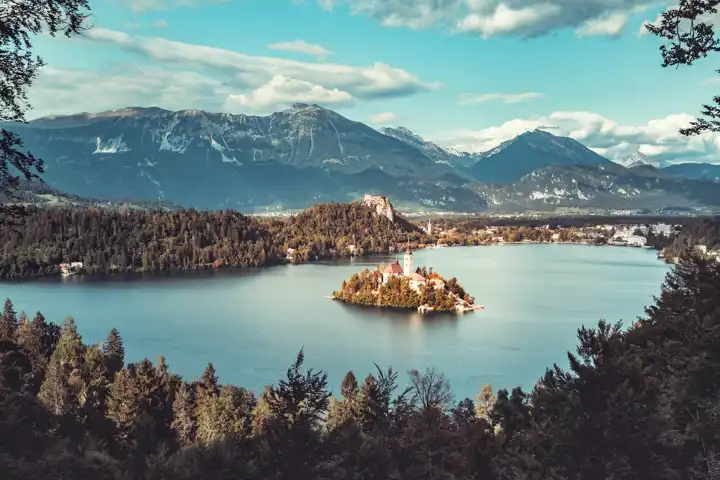 Balkans Heritage Tour FEATURE
