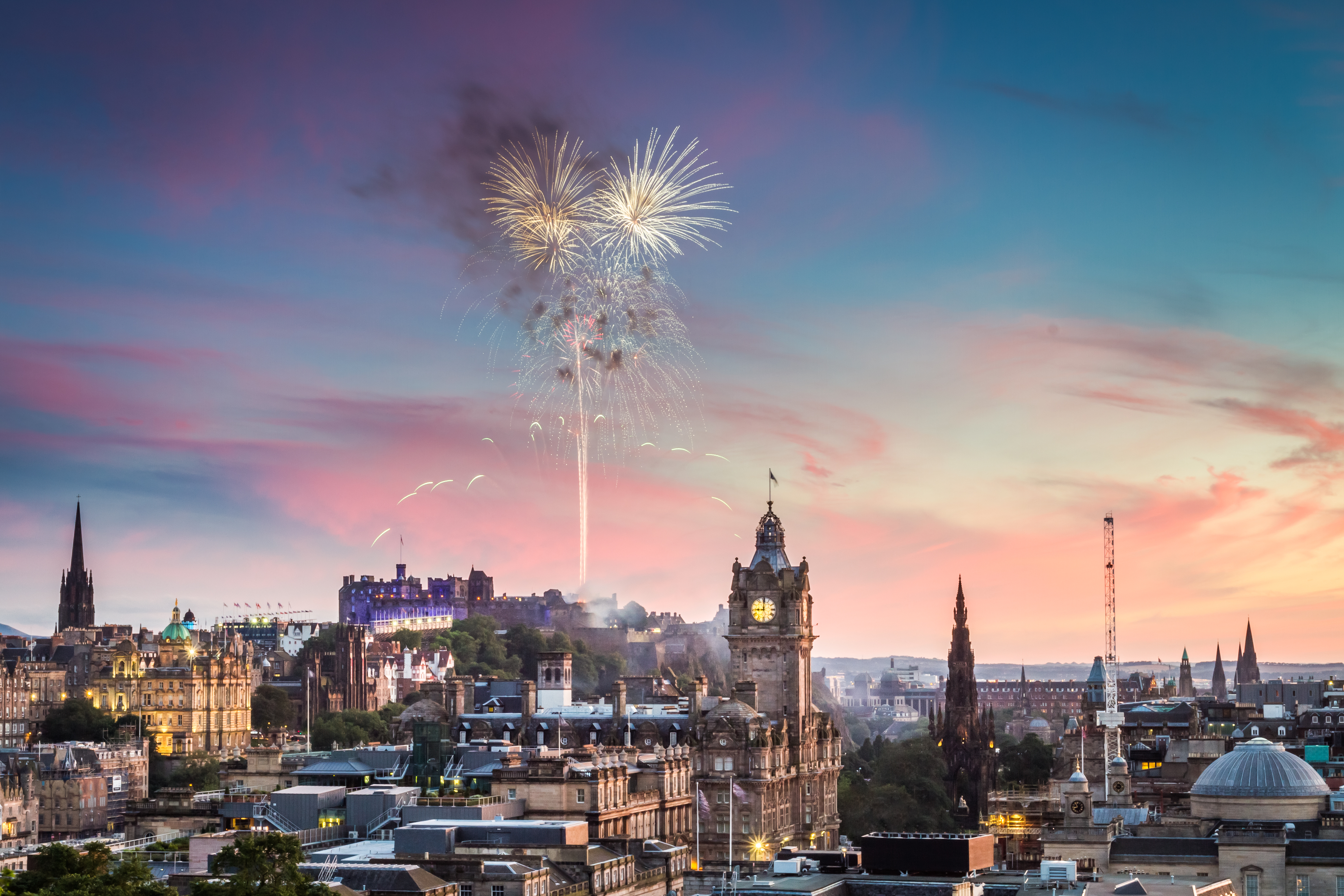 Luxury Scotland New Years Tour - Celebrate Hogmanay in Scotland - Fireworks over Edinburgh Castle