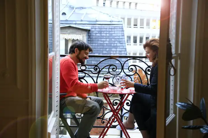 French Style & Romance FEATURE2