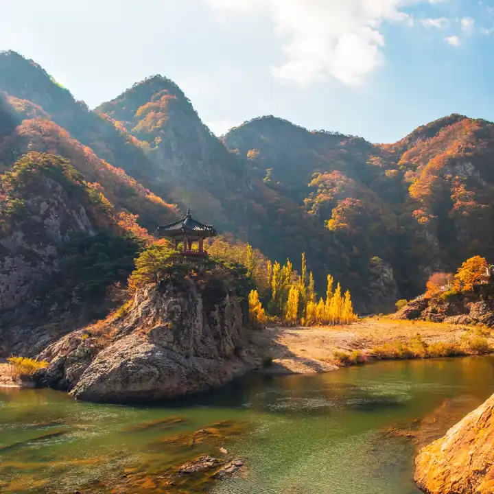 South-Korea-Wollyu-bong-Chungbuk