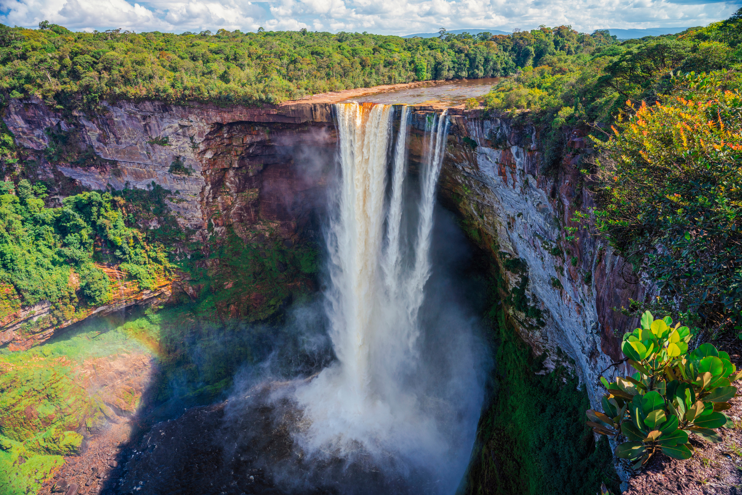 Kaieteur Falls Guyana