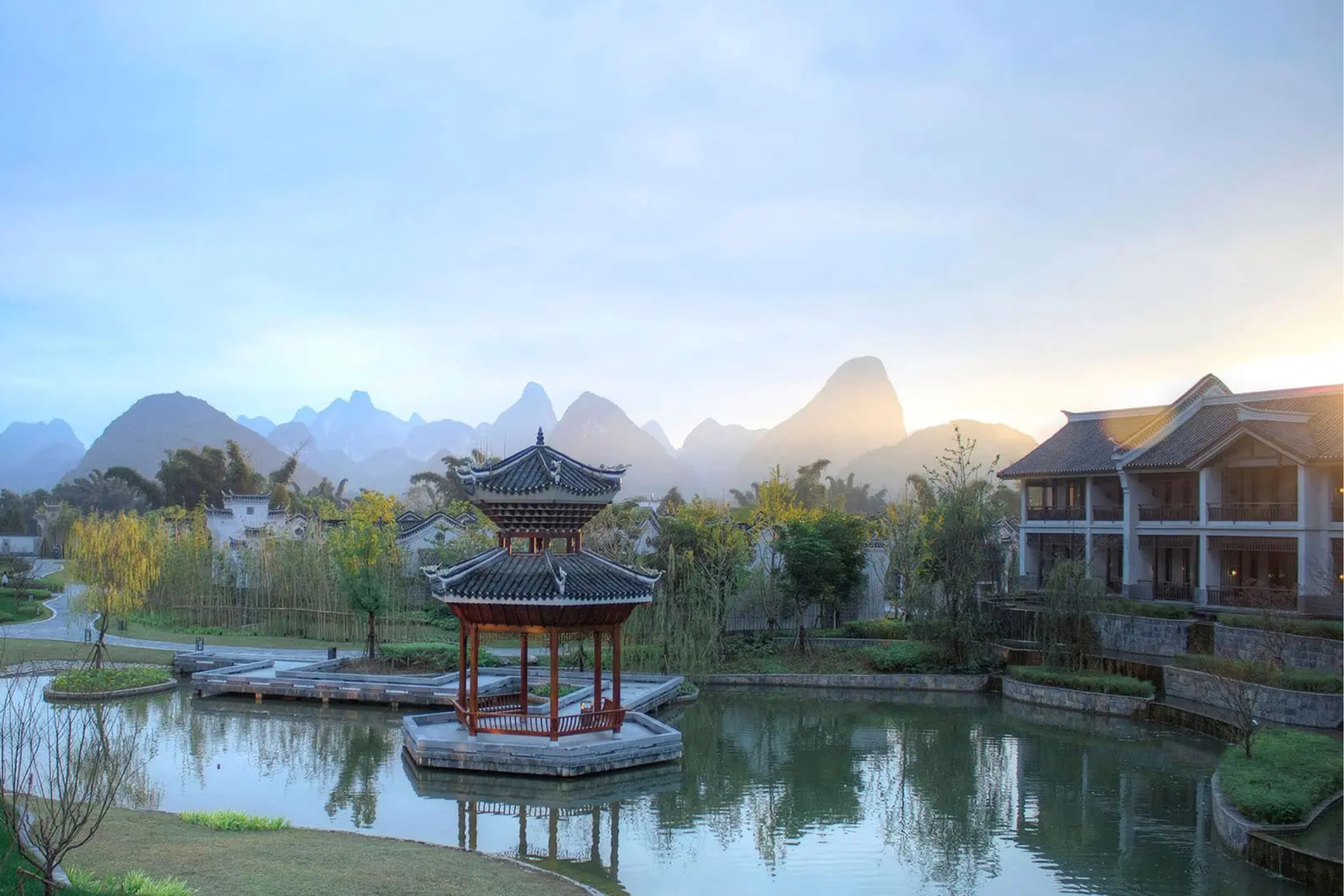 Banyan Tree Yangshuo China Property