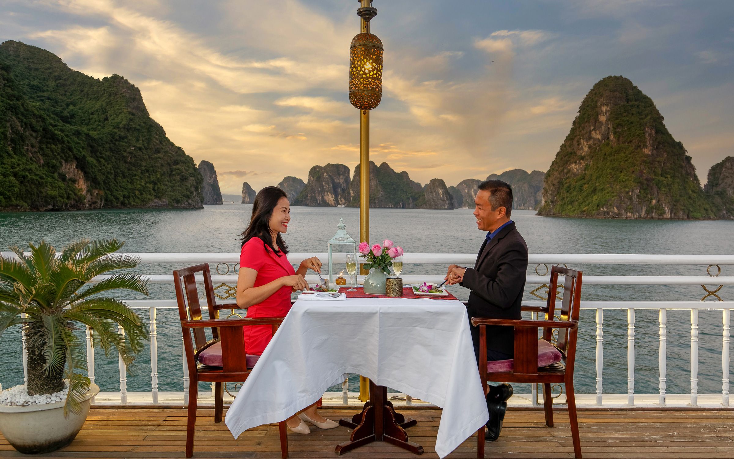 Dining on deck - Mekong River Cruise